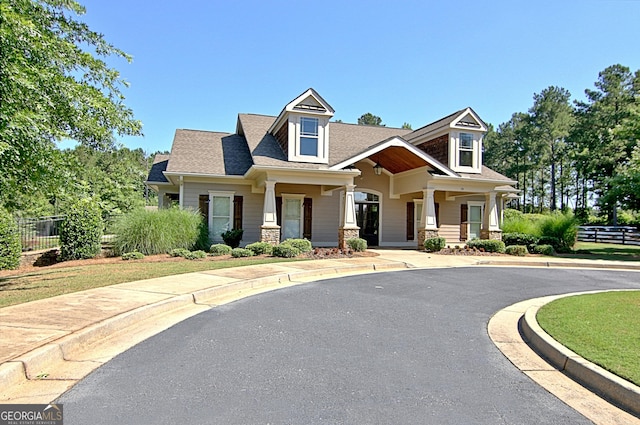 craftsman-style home with a porch