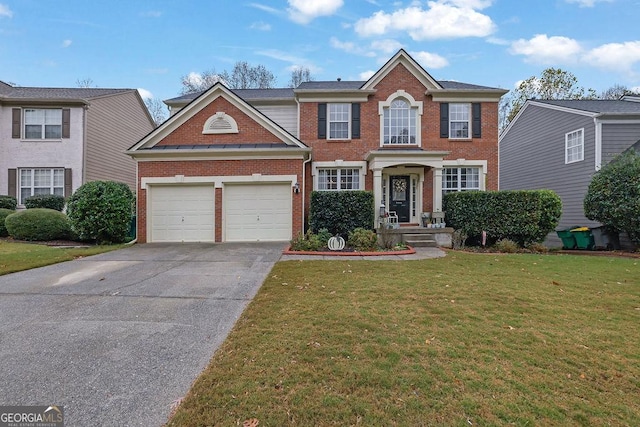 view of front of home featuring a front lawn