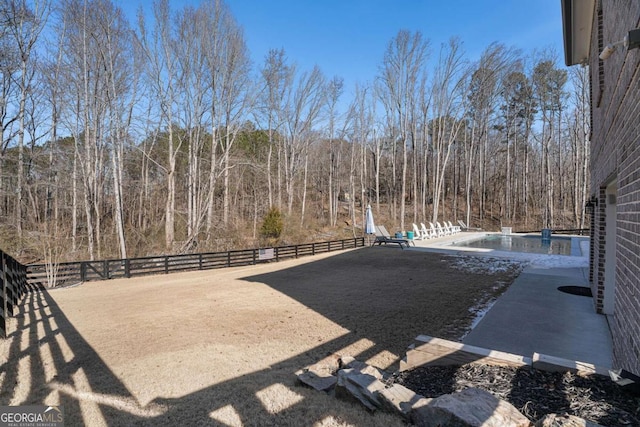 view of yard featuring a patio area