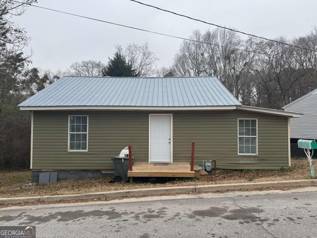 view of front of property