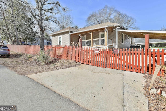 view of front of home featuring covered porch