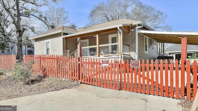 view of front of home featuring covered porch