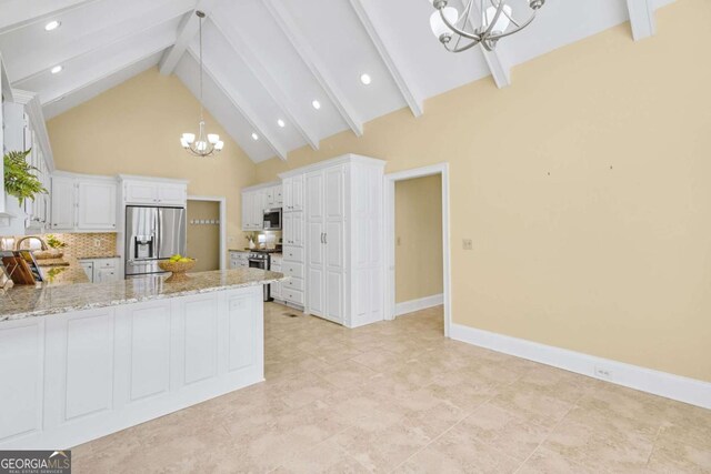 unfurnished sunroom with vaulted ceiling and ceiling fan