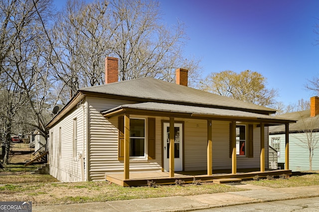 view of front of house featuring covered porch