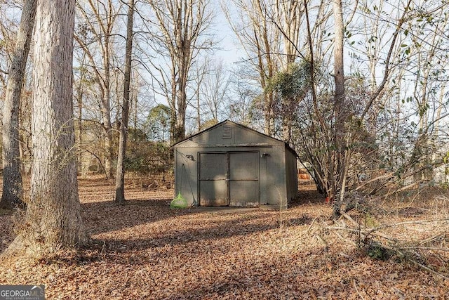 view of outbuilding