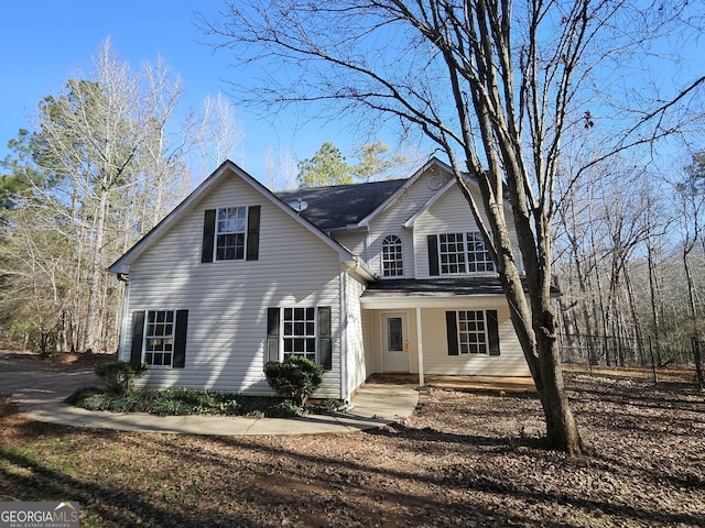 front facade featuring a porch