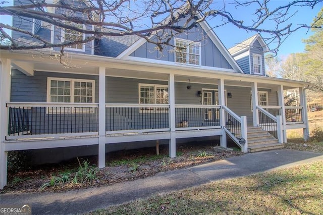 view of front of house with covered porch