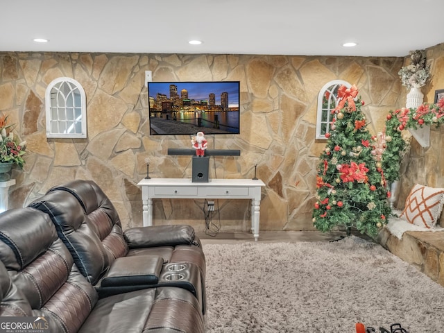 living area featuring recessed lighting