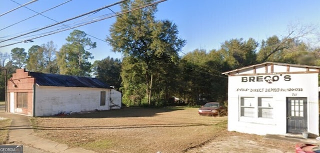 Listing photo 3 for 713 S Madison St, Albany GA 31701