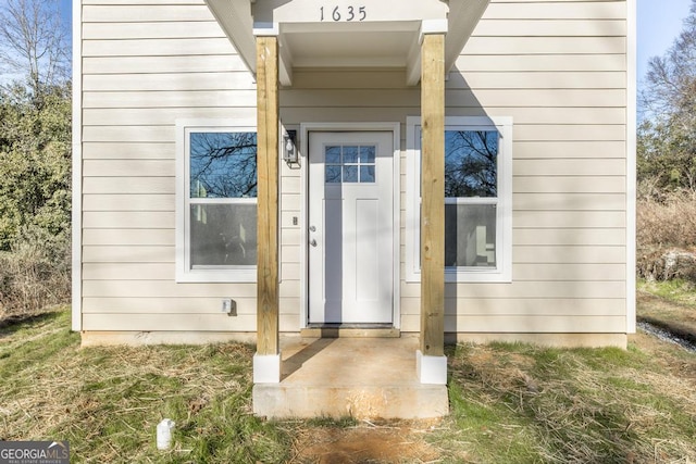 view of property entrance