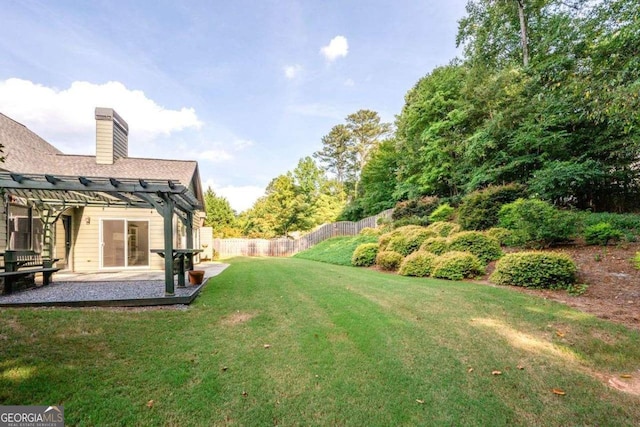 view of yard featuring a pergola and a patio area