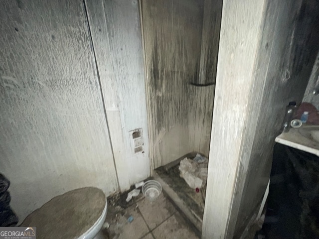 bathroom with toilet