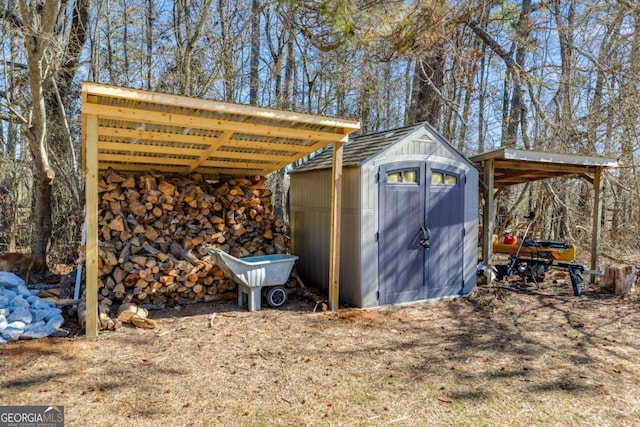 view of outbuilding