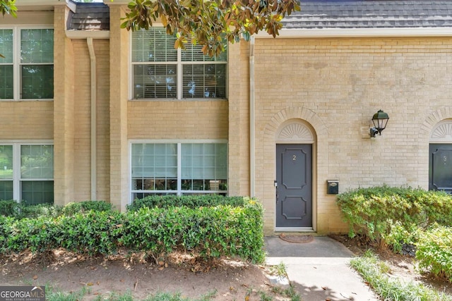 Listing photo 2 for 5400 Roswell Rd, Atlanta GA 30342