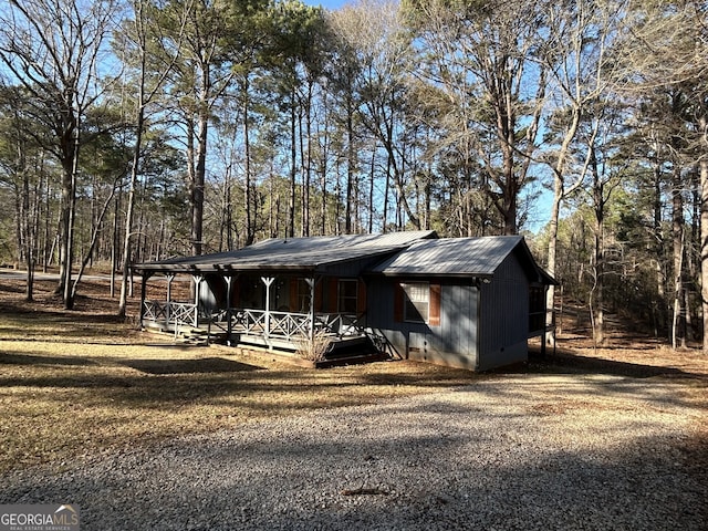 view of front facade featuring a porch