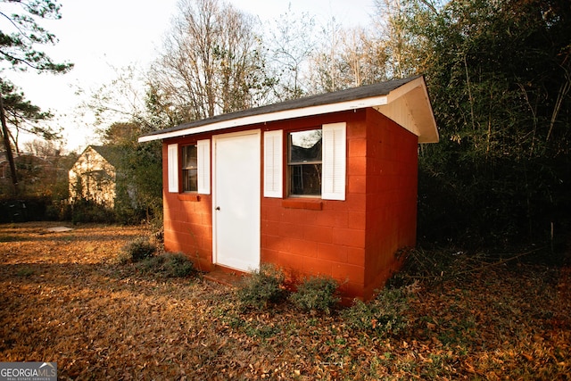 view of outbuilding