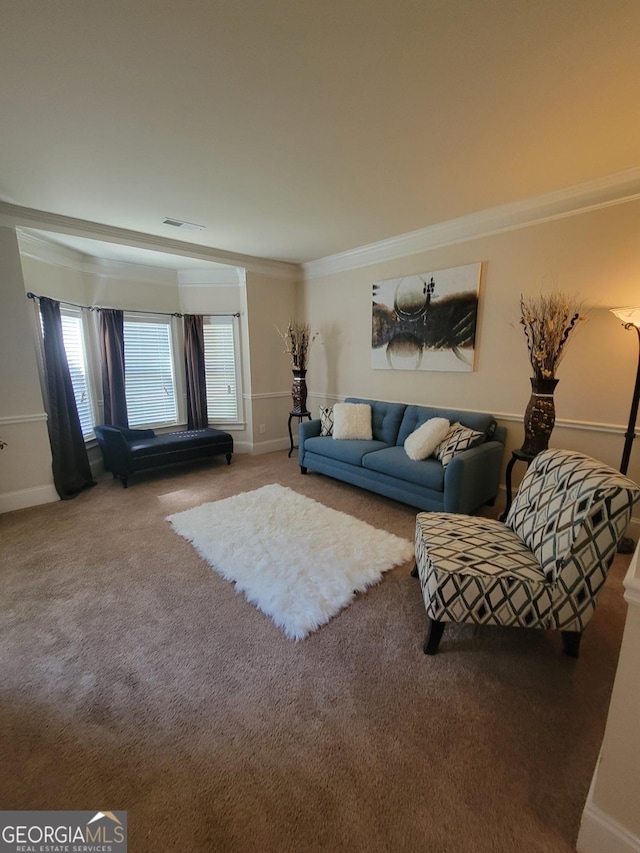 carpeted living room featuring crown molding