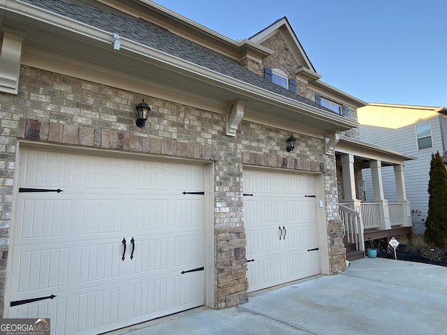 1320 Newbridge Cir, Buford, GA 30519 - garage featuring concrete driveway
