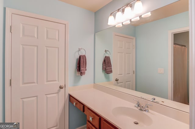 bathroom with vanity