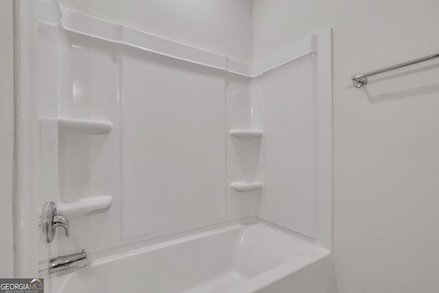 bathroom featuring shower / washtub combination