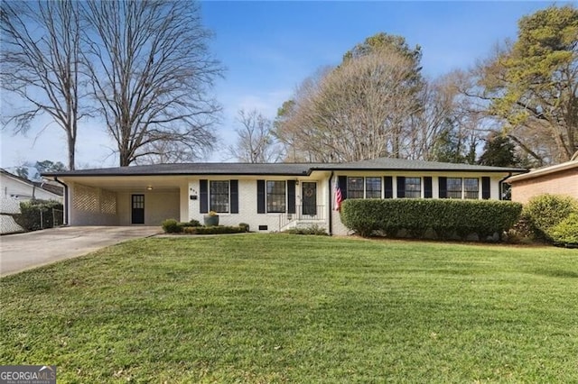 ranch-style home with a front lawn and a carport