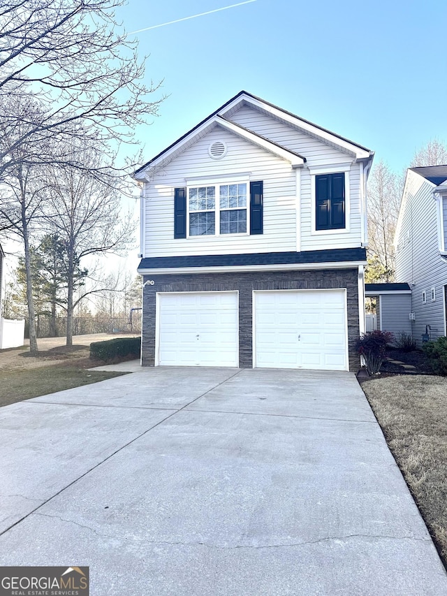 view of front facade with a garage