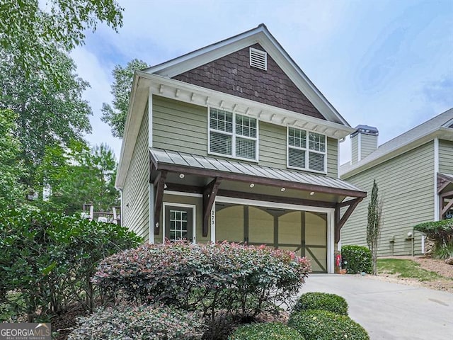 view of front facade with a garage