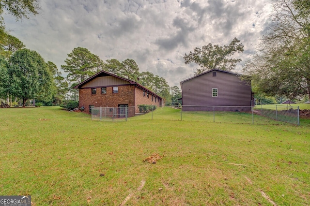 view of yard featuring fence