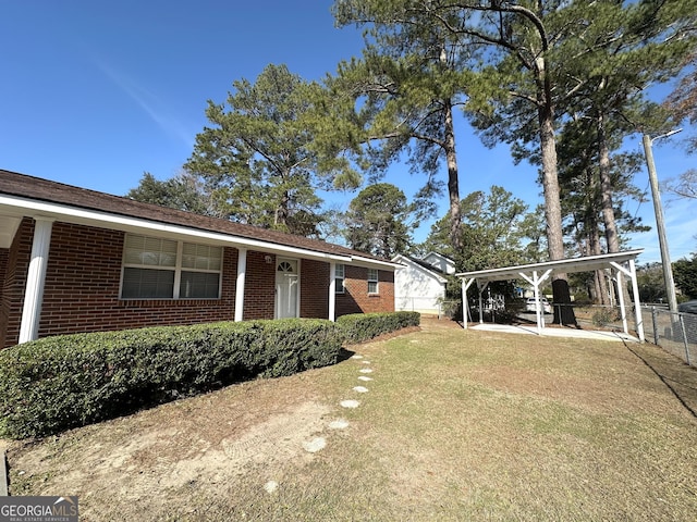 view of yard featuring a carport