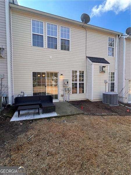 Listing photo 2 for 133 Regent Pl, Woodstock GA 30188