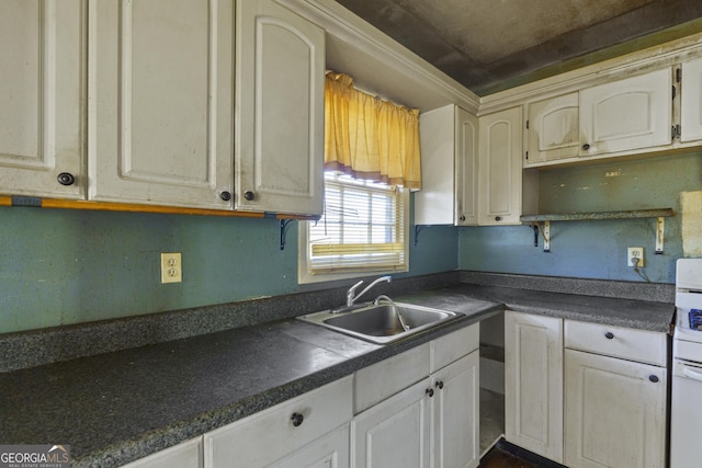 kitchen featuring sink