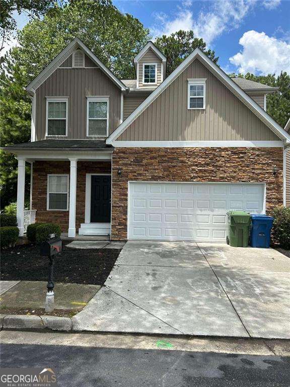 view of front of house featuring a garage