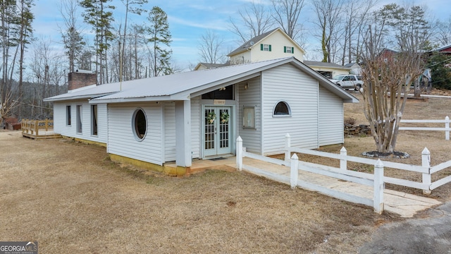 view of front of property