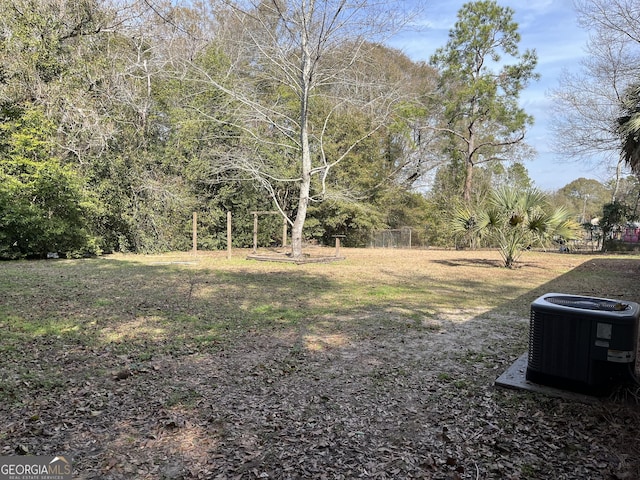 view of yard featuring cooling unit