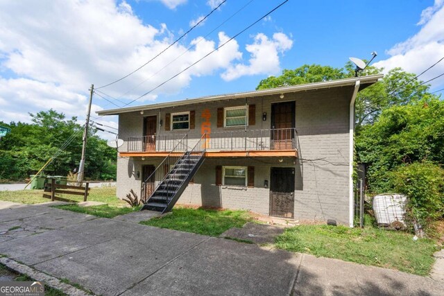 view of front of house with a porch