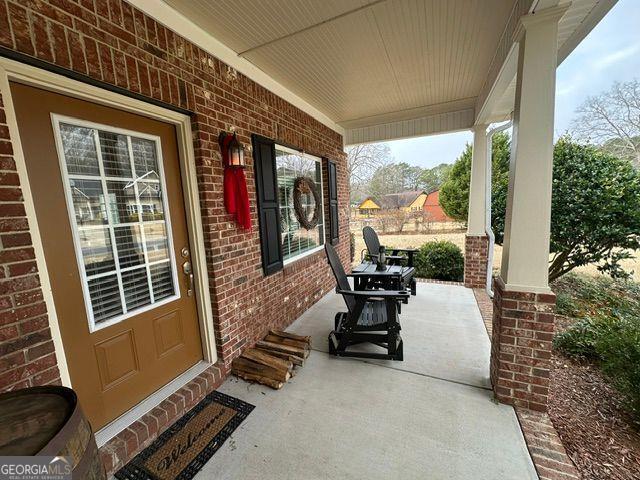 view of patio / terrace featuring covered porch