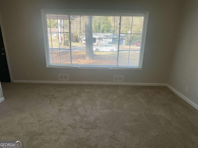 empty room with carpet