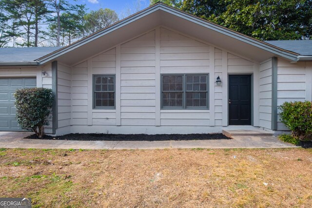 ranch-style house with a garage