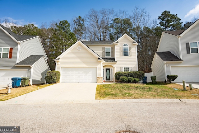 front of property with a front lawn