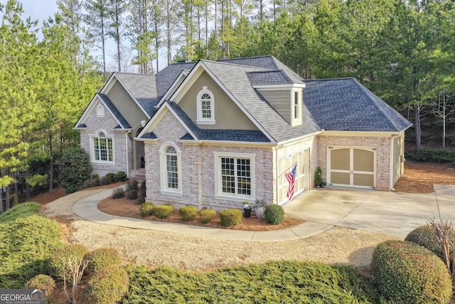 view of front facade with a garage