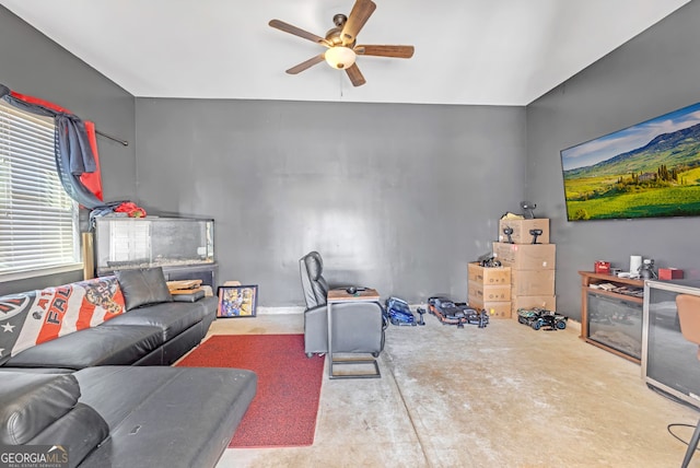 office area featuring ceiling fan