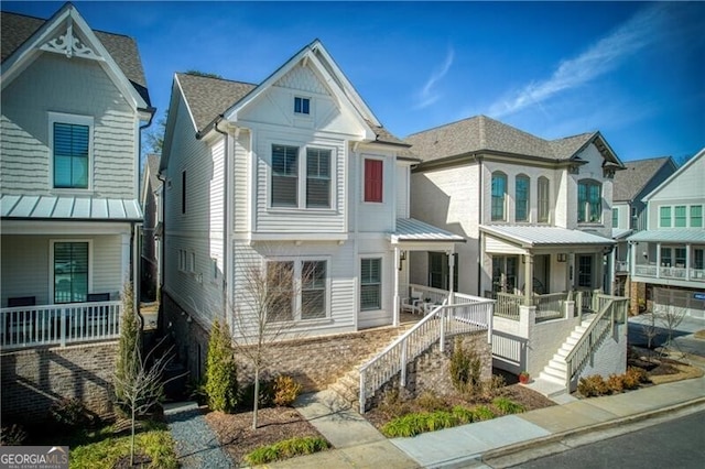 view of front of property featuring covered porch