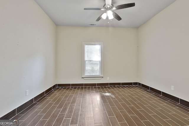 empty room with ceiling fan