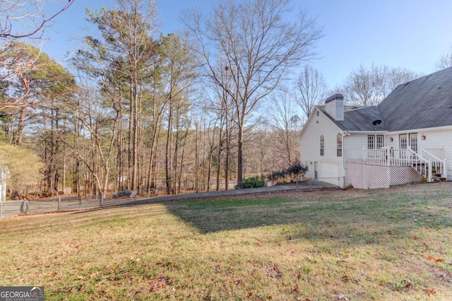 view of yard with a garage