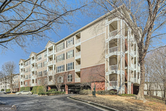 4333 Dunwoody Park Unit 3406, Dunwoody GA, 30338, 2 bedrooms, 1 bath condo for sale