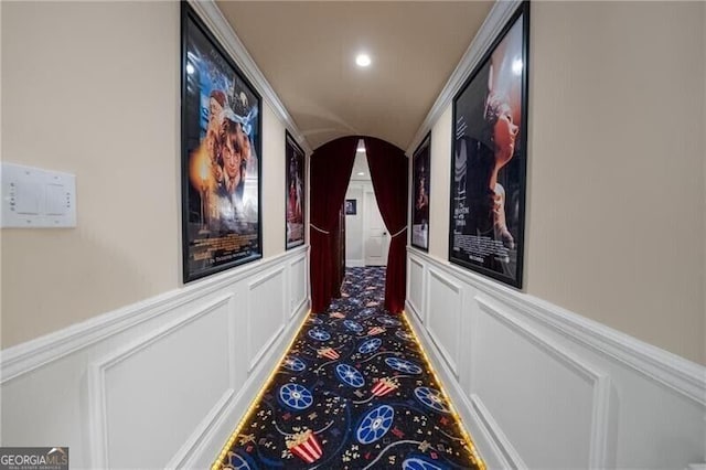 102 Townsend Pass, Alpharetta, GA 30004 - hallway featuring a decorative wall, recessed lighting, wainscoting, and arched walkways