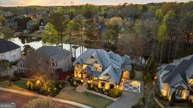 view of aerial view at dusk