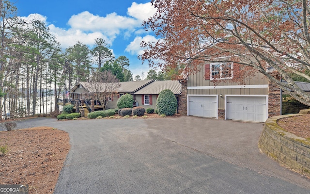 view of front of property featuring a garage