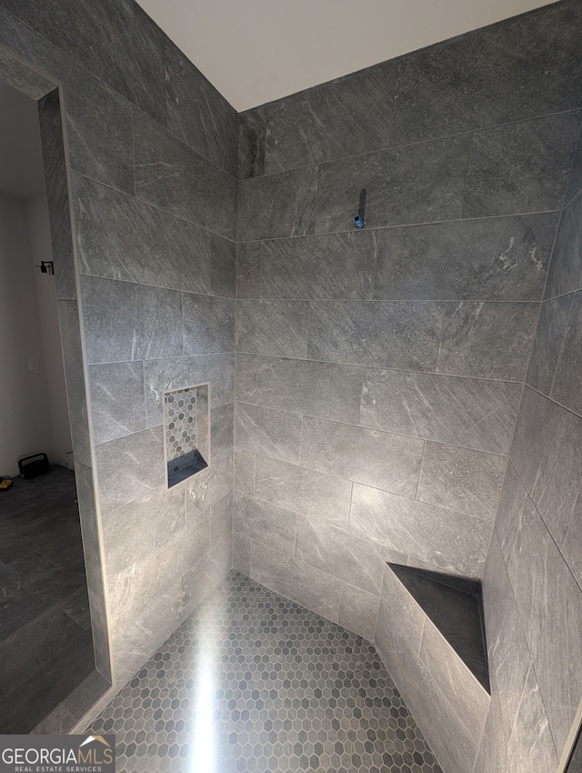 1117 Poor House Mountain Trl, Murphy, NC 28906 - bathroom featuring a tile shower