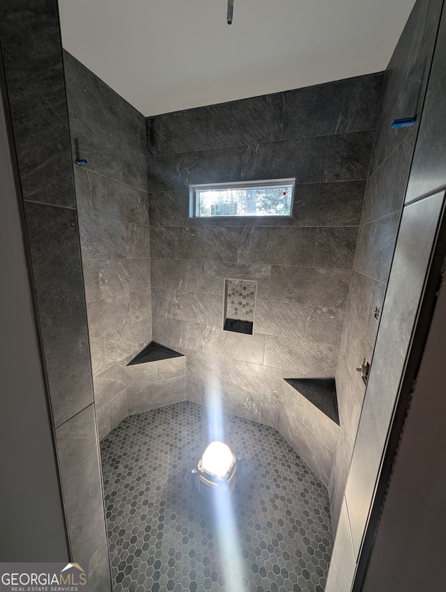 1117 Poor House Mountain Trl, Murphy, NC 28906 - full bath with a tile shower